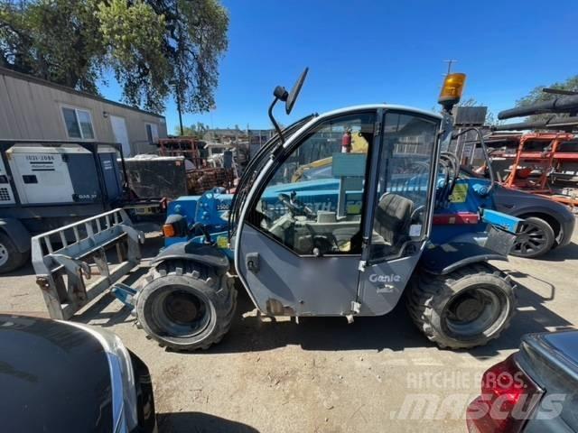 Genie GTH 2506 Manipulador telescópico