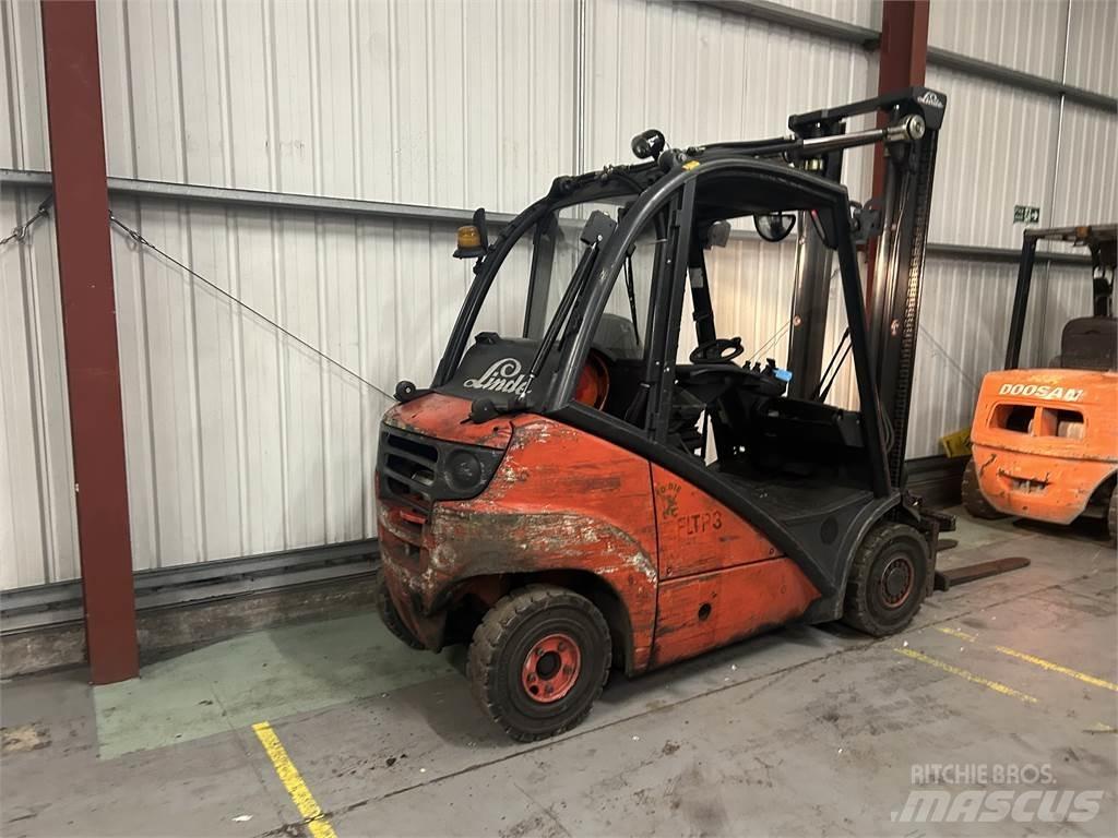 Linde H25T Empilhadores a gás