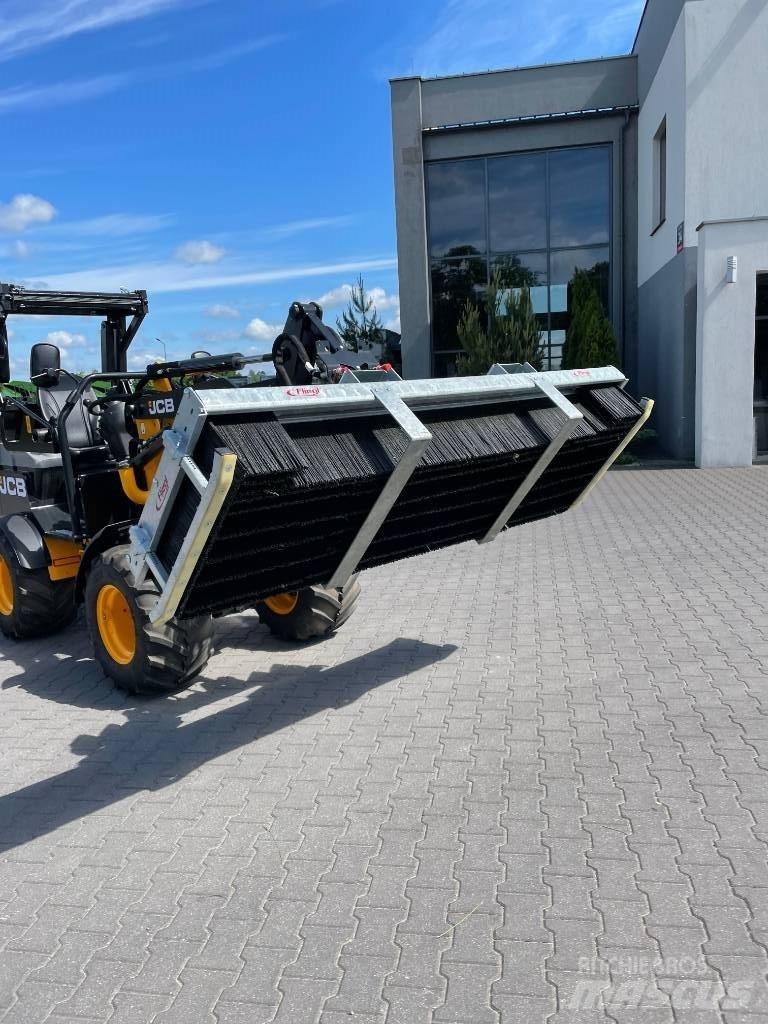 Fliegl Zamiatarka Agricultura - Outros
