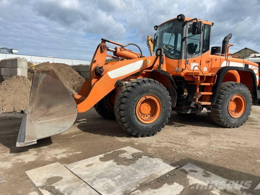Doosan DL 350 Carregadeiras de rodas