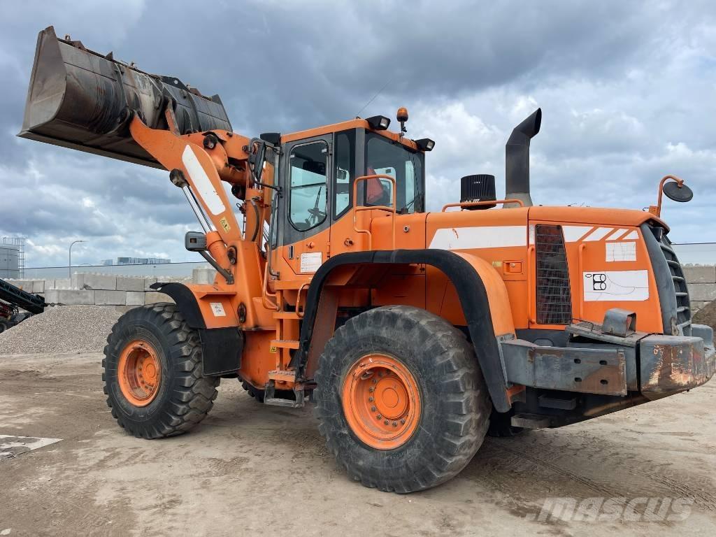 Doosan DL 350 Carregadeiras de rodas