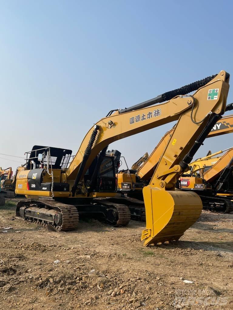 CAT 329D2 Escavadoras Midi 7t - 12t