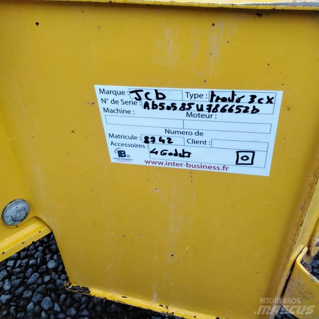 JCB 3 CX Retroescavadeiras