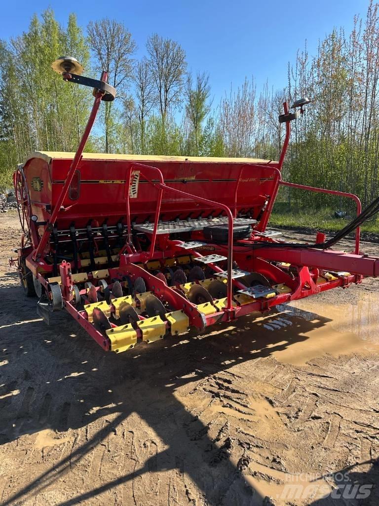 Väderstad Rapid400C Perfuradoras