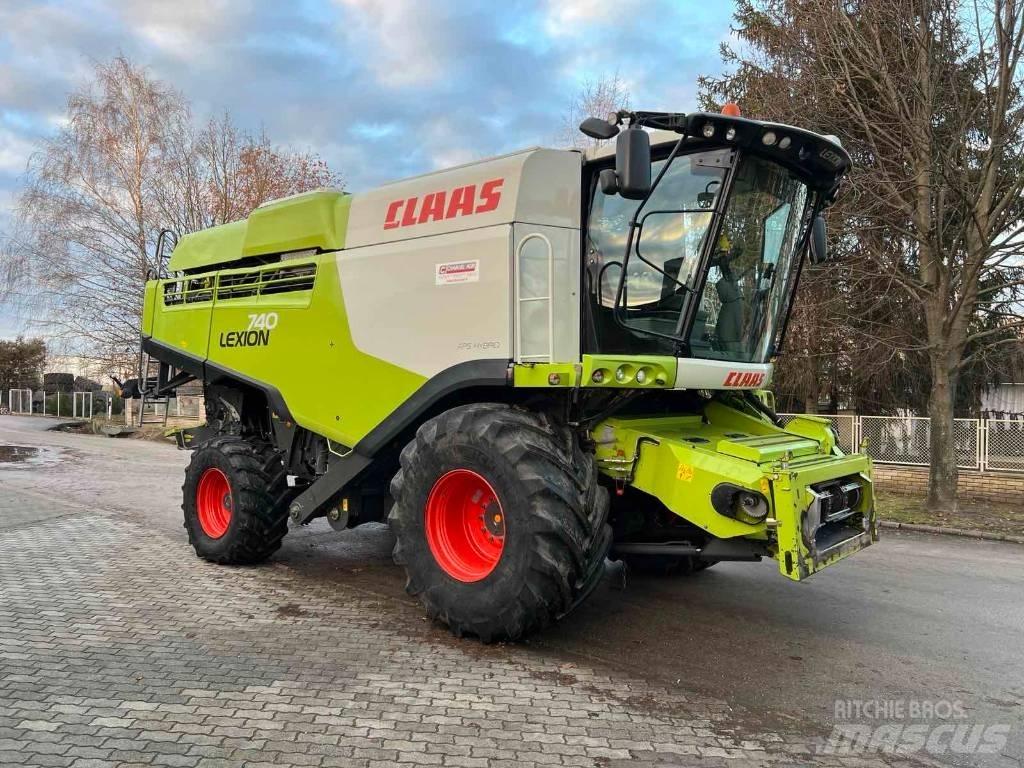 CLAAS 740 Ceifeiras debulhadoras