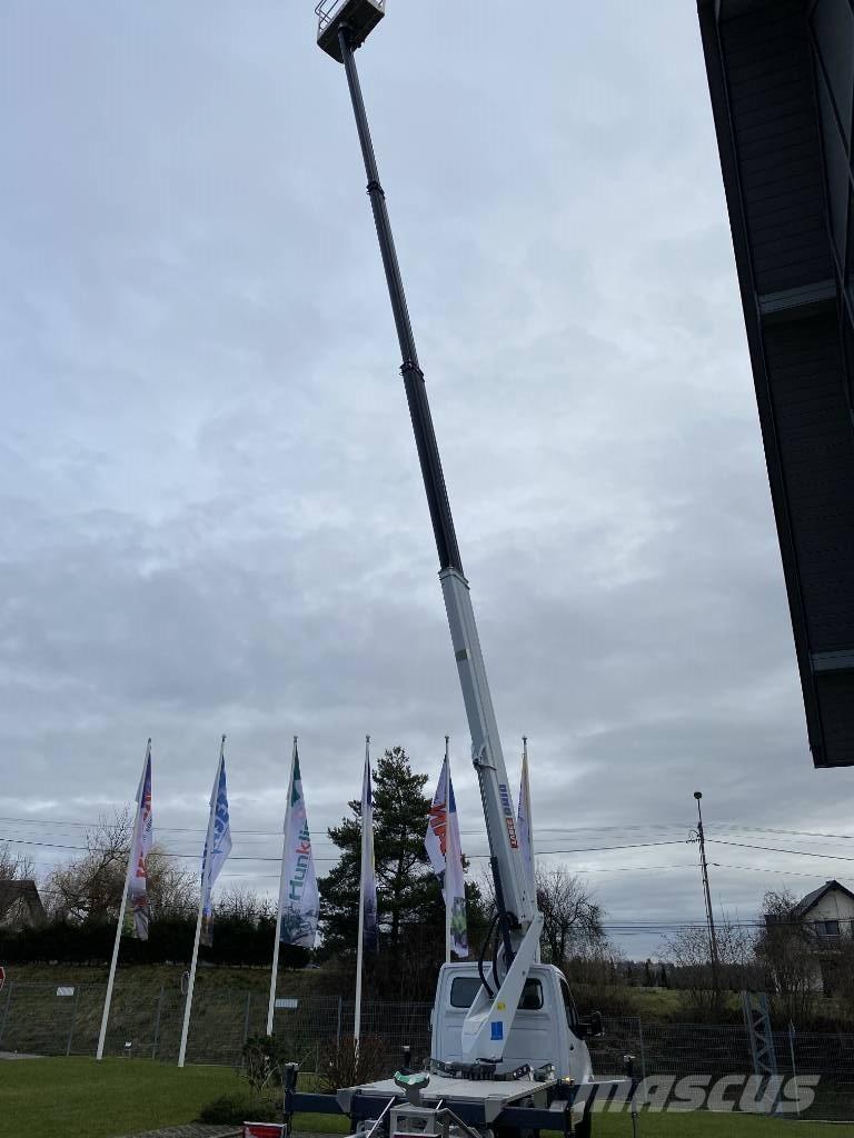 Dinolift 230VT Plataformas aéreas montadas em camião