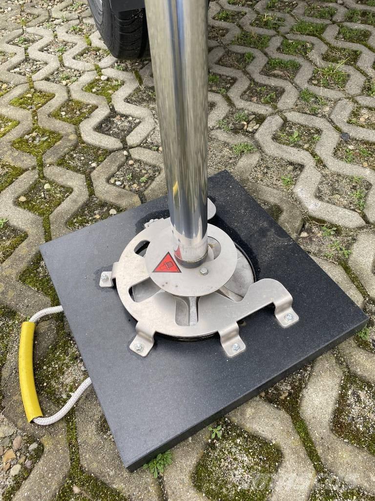 Dinolift 230VT Plataformas aéreas montadas em camião