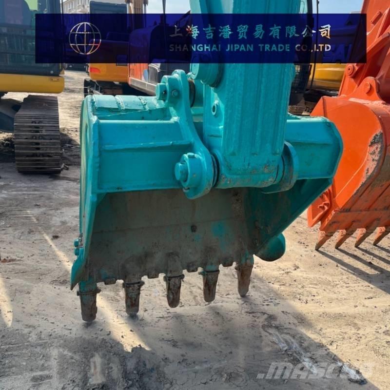 Kobelco SK 135 Escavadeiras de esteiras