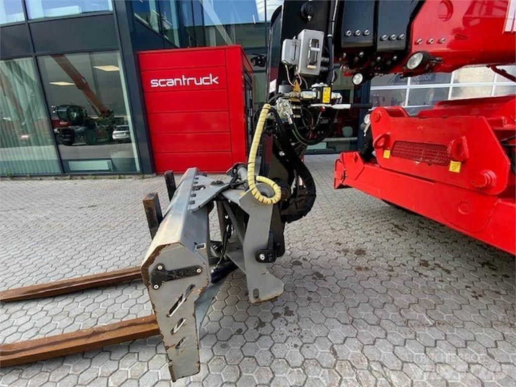 Manitou MRT2150 P+ Manipulador telescópico