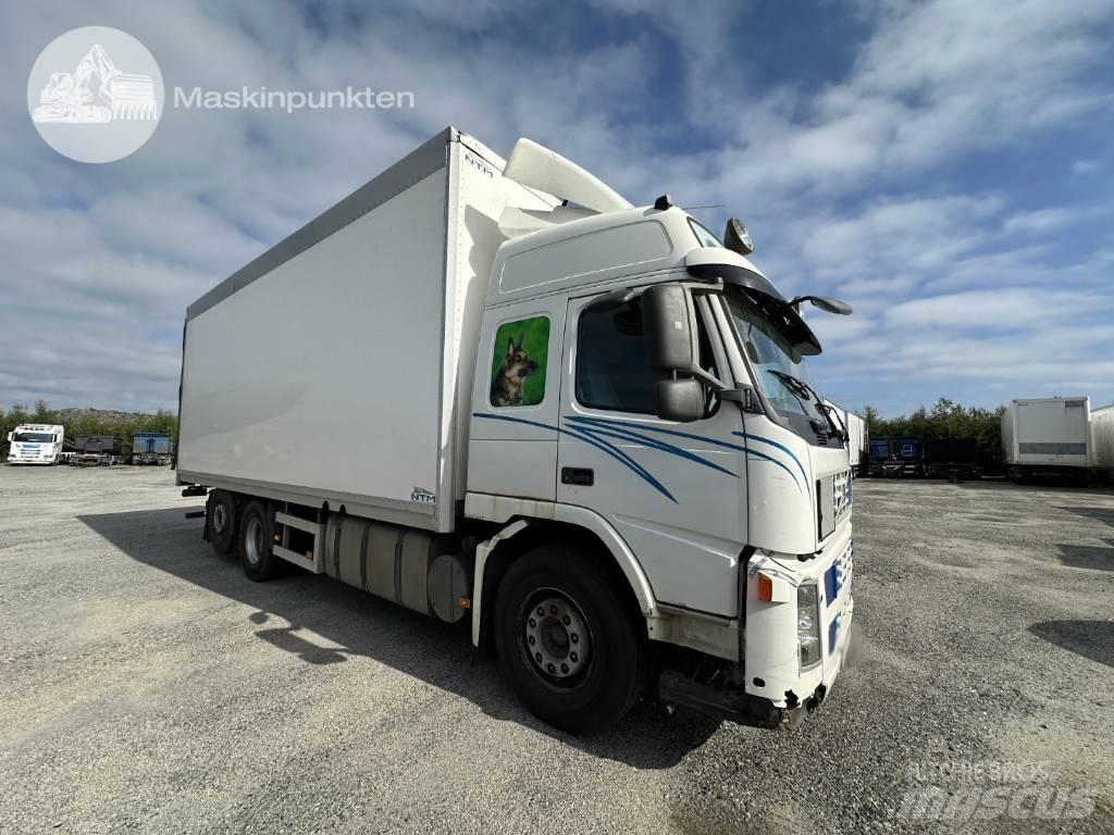 Volvo FM 480 Caminhões de caixa fechada