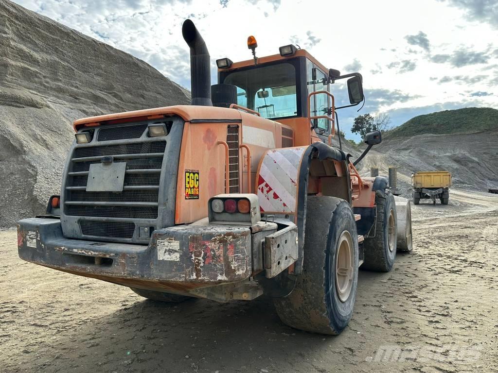 Doosan DL 300 Carregadeiras de rodas