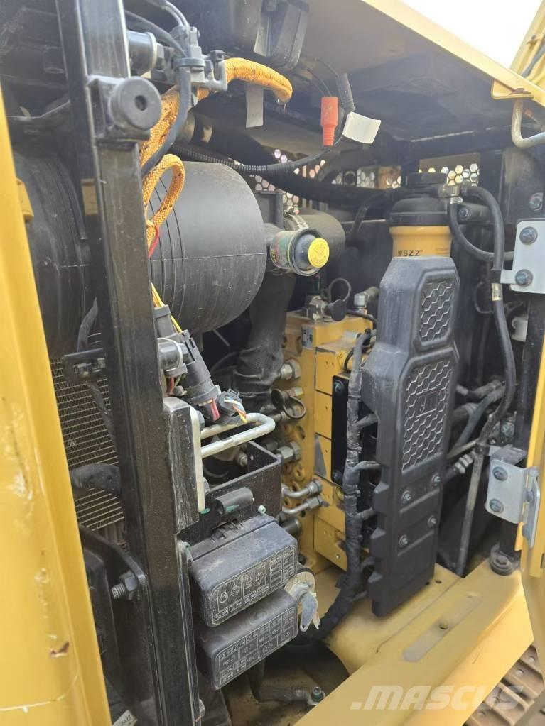 CAT 306 Miniescavadeiras