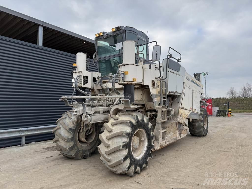 Wirtgen WR 2500S Recicladores de asfalto