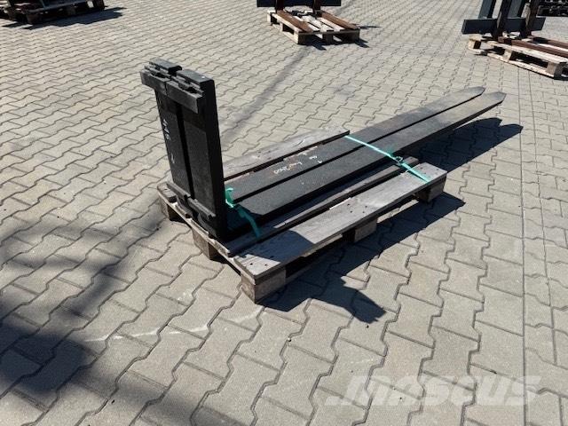 Linde 2400 MM Garfos