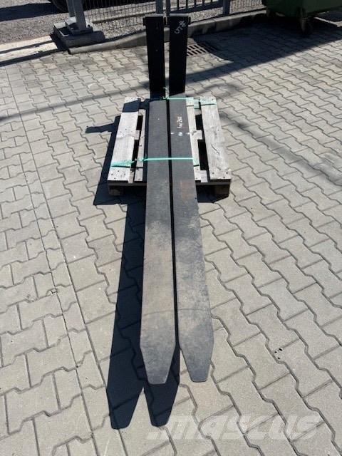 Linde 2400 MM Garfos