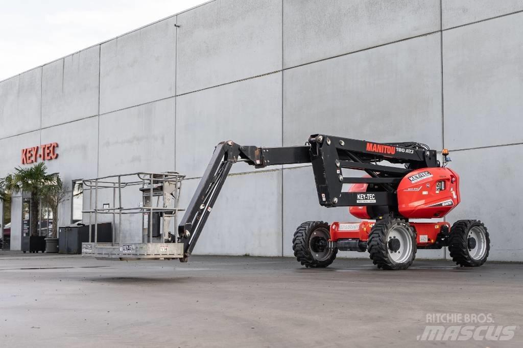 Manitou 180 ATJ Elevadores braços articulados