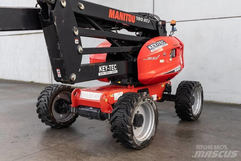 Manitou 180 ATJ Elevadores braços articulados