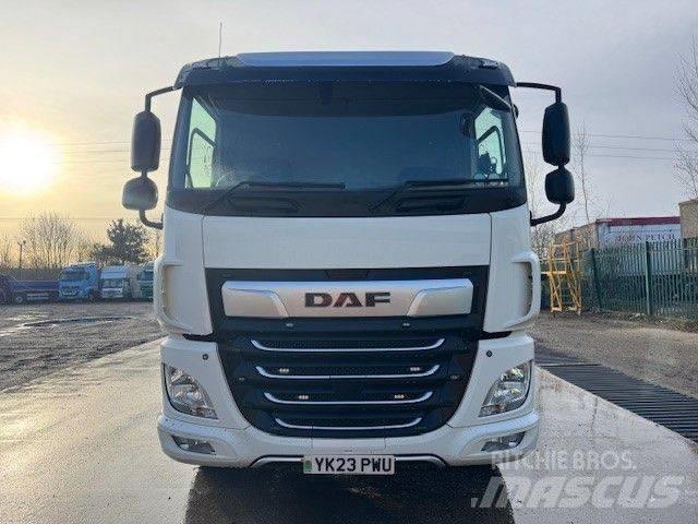 DAF CF 450 Camiões de guincho/estrado