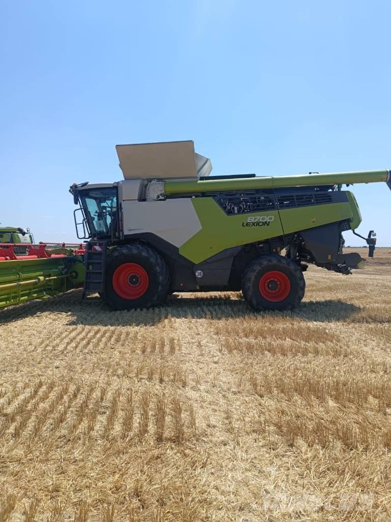 CLAAS Lexion 8700 Ceifeiras debulhadoras