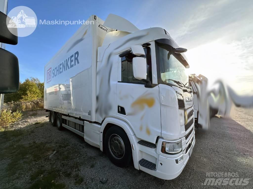 Scania R 580 Caminhões de caixa fechada
