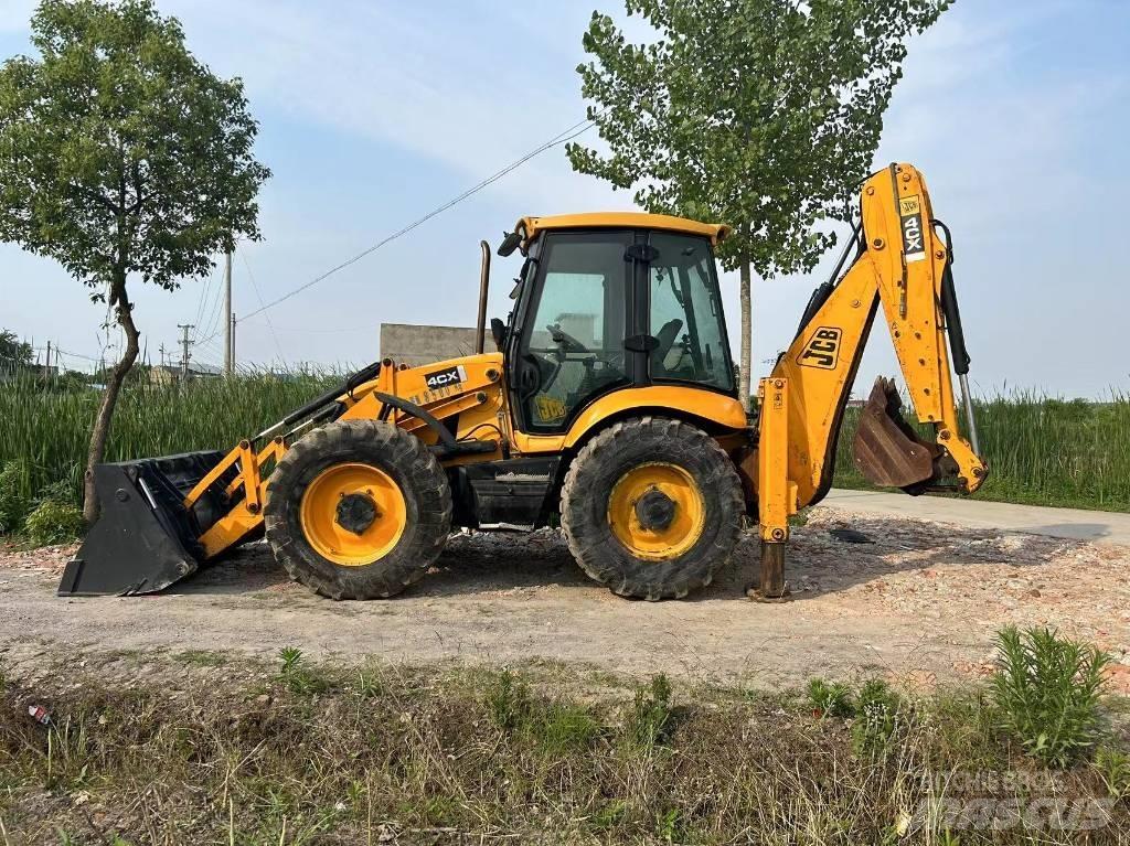 JCB 4 CX Retroescavadeiras