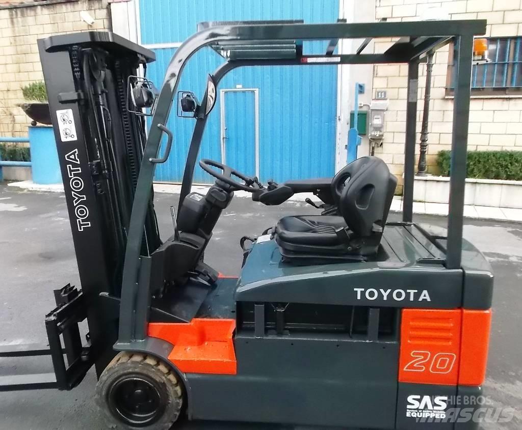 Toyota 7 FBEF 20 Empilhadores eléctricos