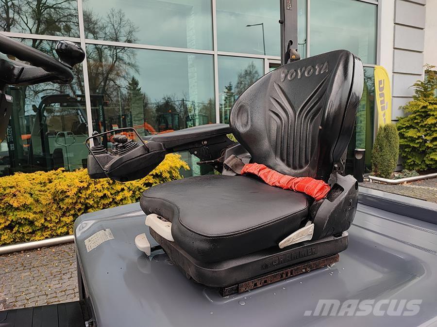 Toyota 8FBMT25 Empilhadores eléctricos