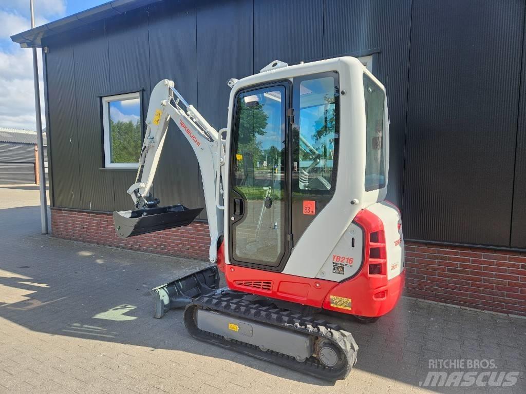 Takeuchi TB 216 Miniescavadeiras