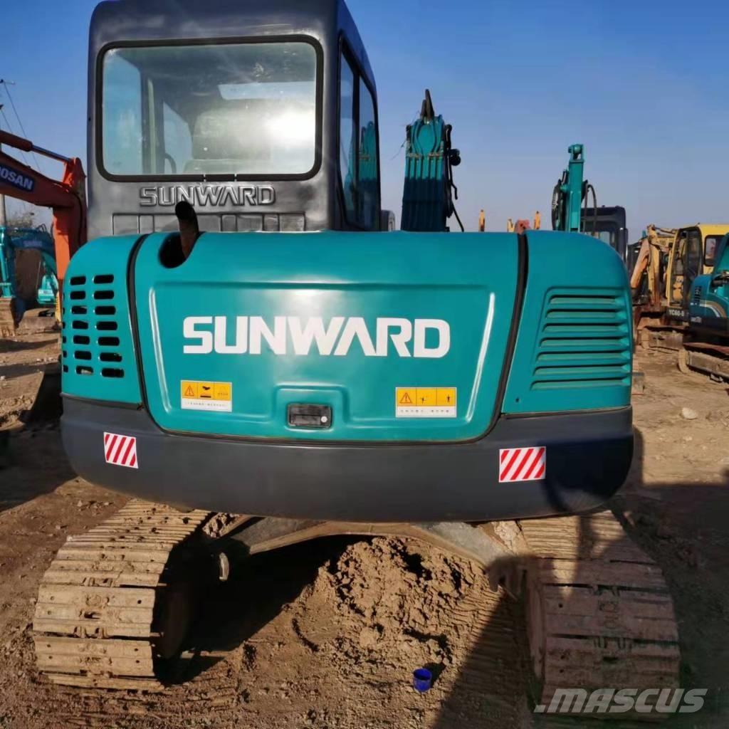 Sunward SWE80E Escavadoras Midi 7t - 12t