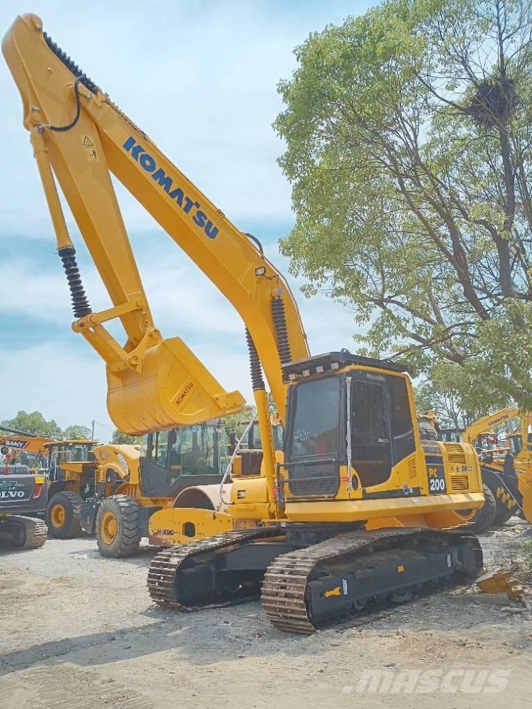 Komatsu PC 200 Escavadeiras de esteiras