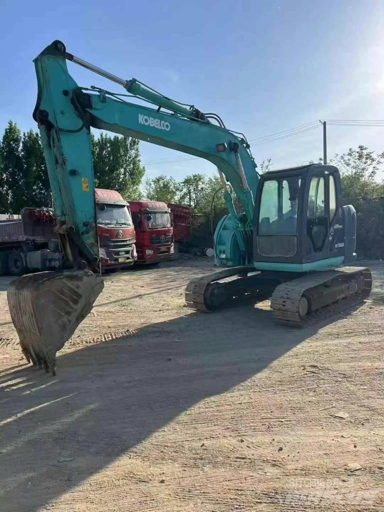 Kobelco SK135 Escavadeiras de esteiras