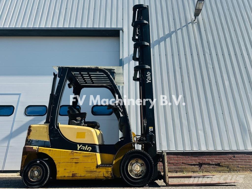 Yale GDP 25 VX Empilhadores Diesel