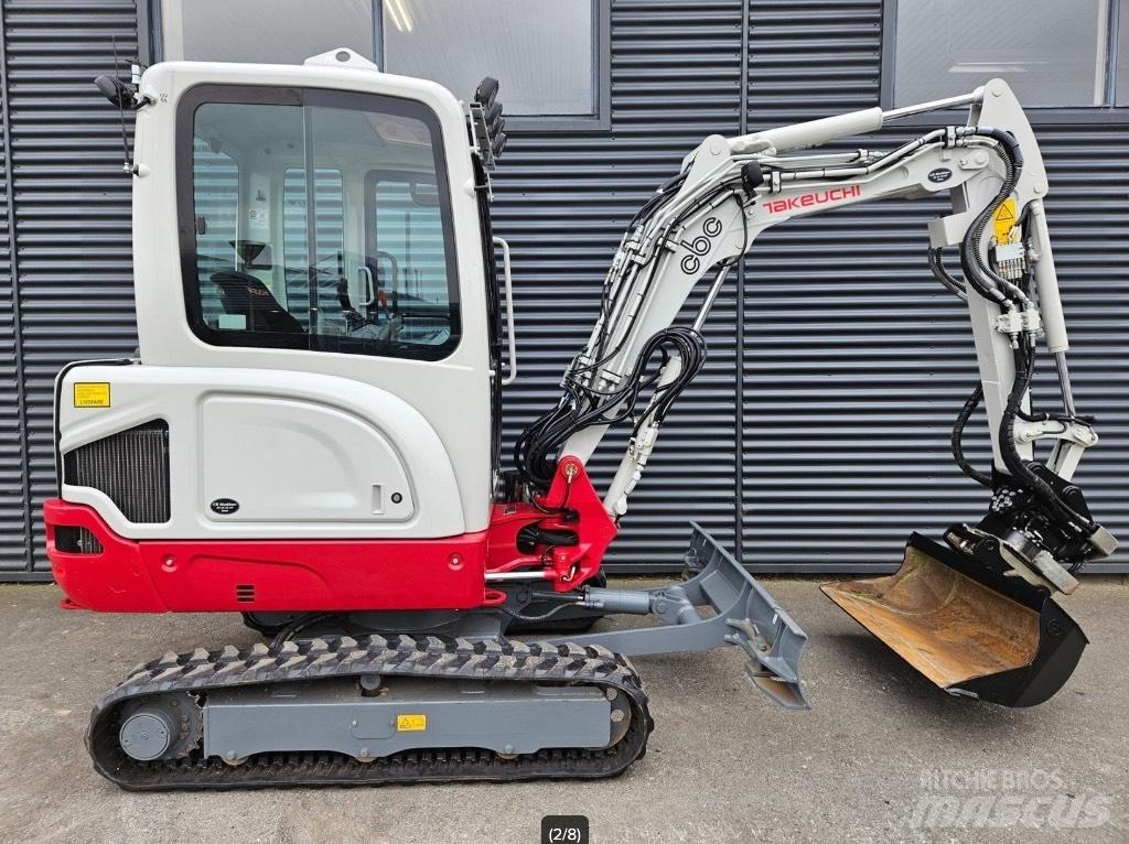 Takeuchi TB 225 Miniescavadeiras