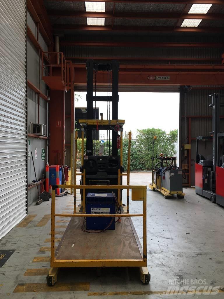 Hyster R30XMF2 Preparadoras de encomendas de alta elevação