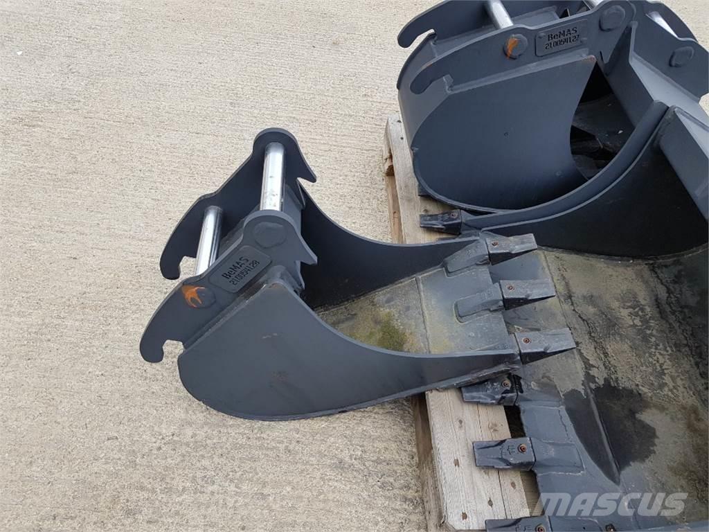  Bemas TL 300 SW010 Retroescavadoras