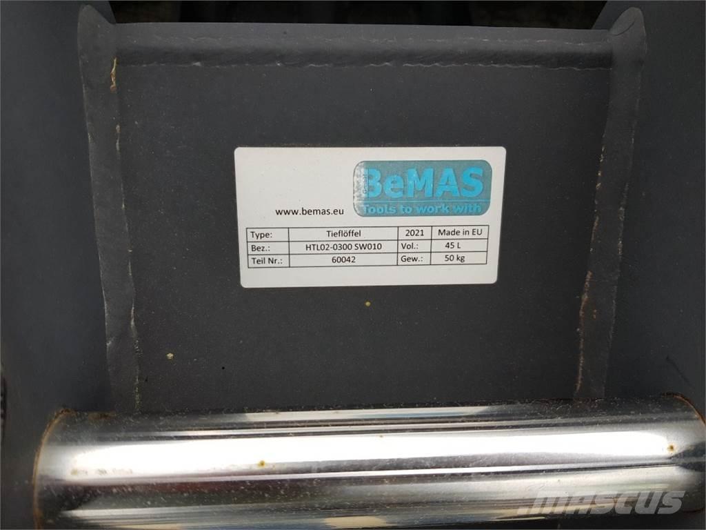  Bemas TL 300 SW010 Retroescavadoras