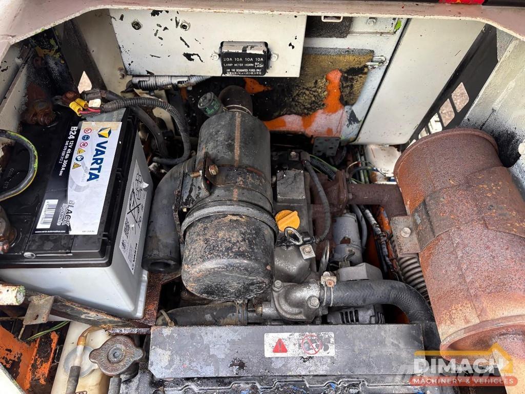 Bobcat S70 Carregadeiras de rodas