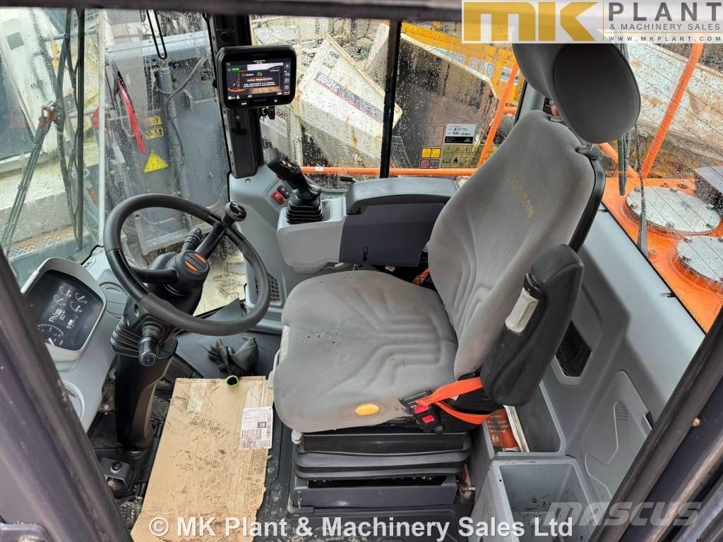 Doosan DL 320-7 Carregadeiras de rodas