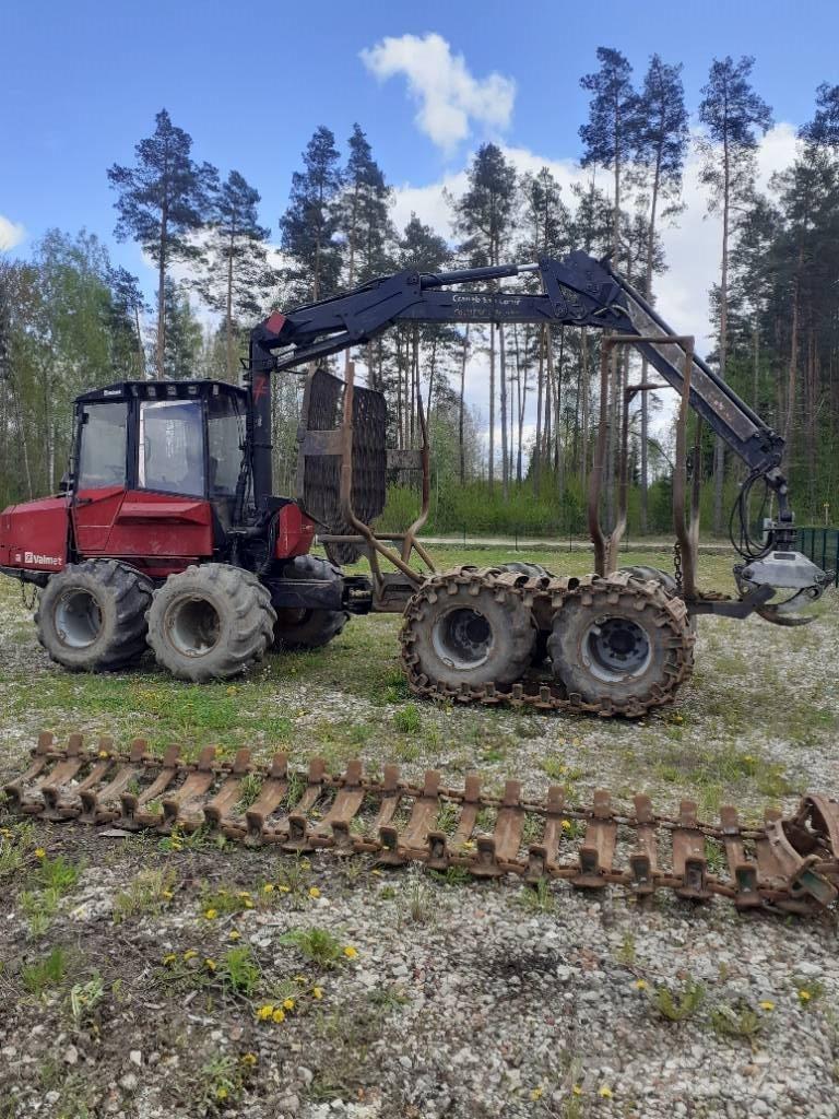 Valmet 820 Forwarders florestais