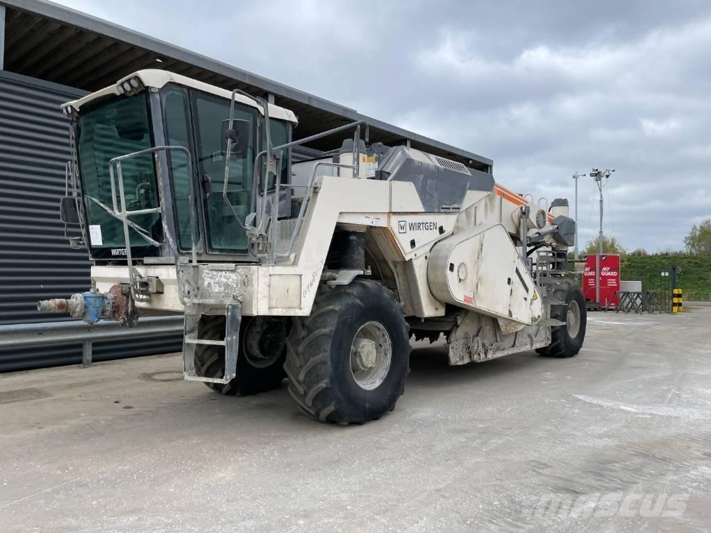 Wirtgen WR 200 XLI Moinhos de asfalto a frio