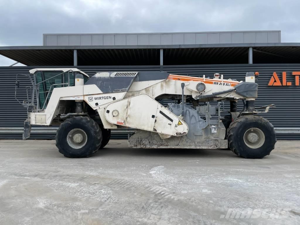 Wirtgen WR 200 XLI Moinhos de asfalto a frio