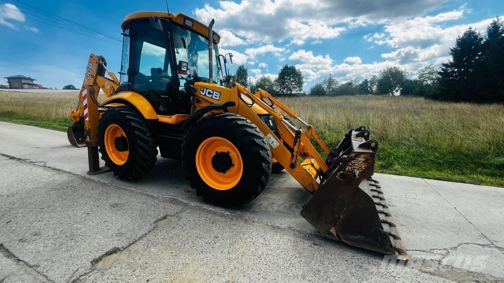 JCB 4CX Retroescavadeiras
