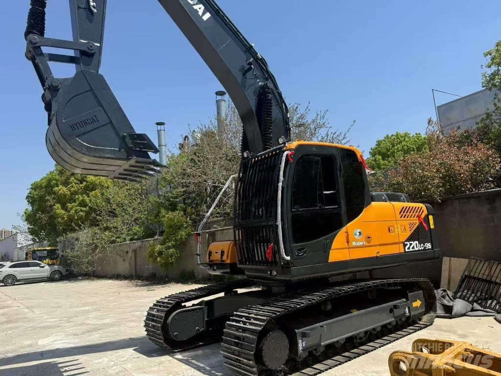 Hyundai R220LC-9S Escavadeiras de esteiras