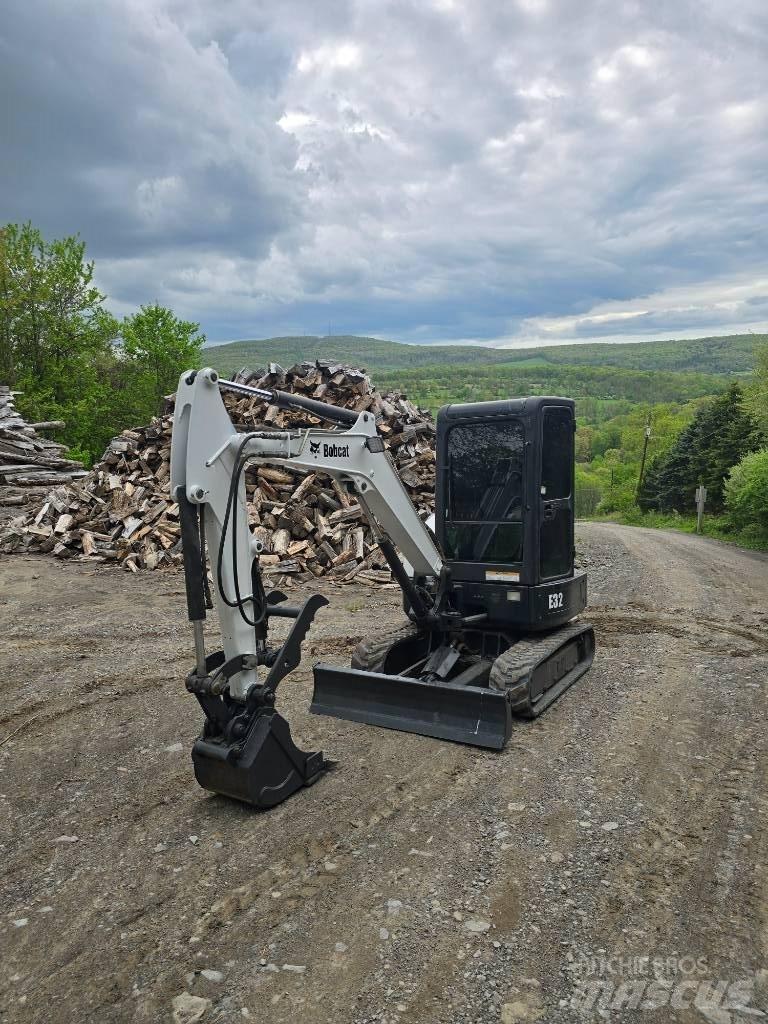 Bobcat E 32 Miniescavadeiras
