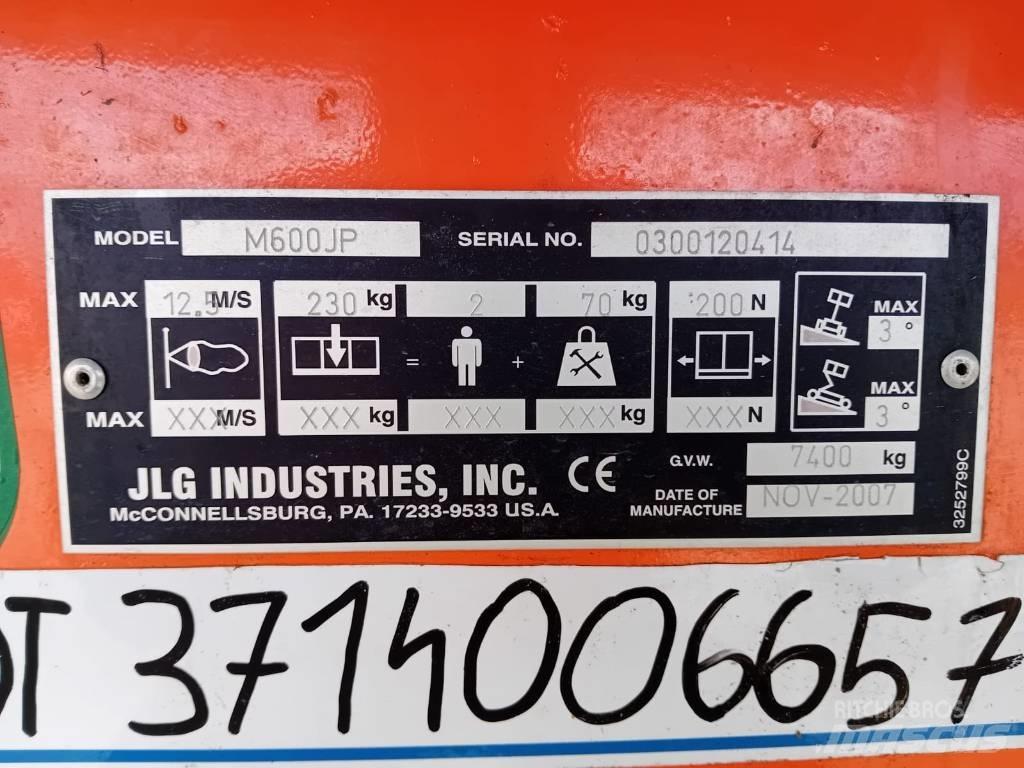 JLG M 600 JP Elevadores braços articulados