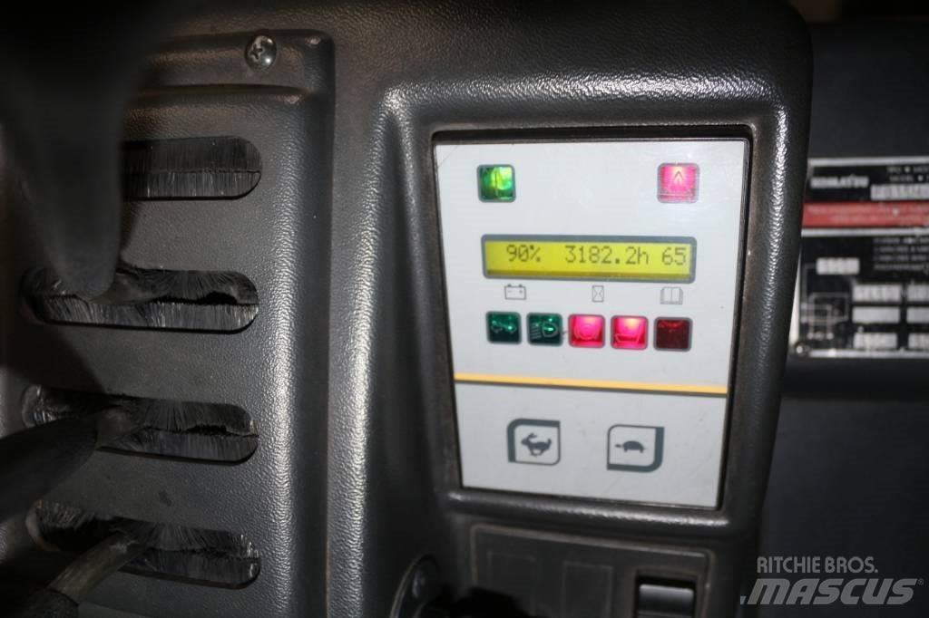 Komatsu FB15M-2R Empilhadores eléctricos