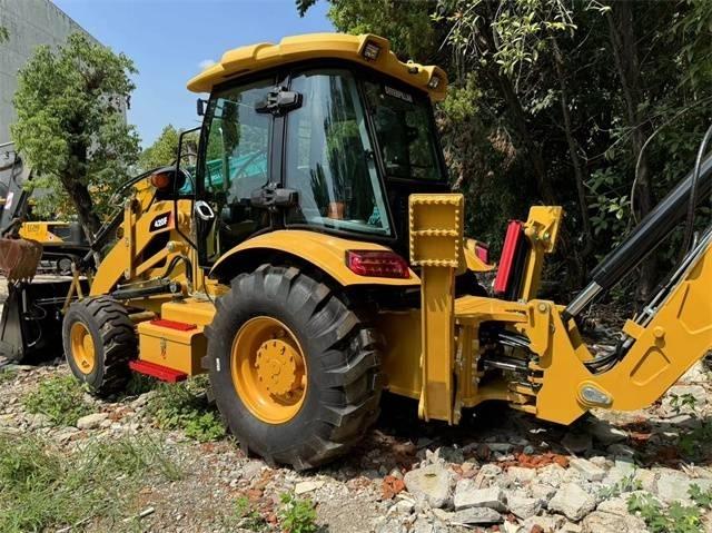 CAT 420 F Retroescavadeiras