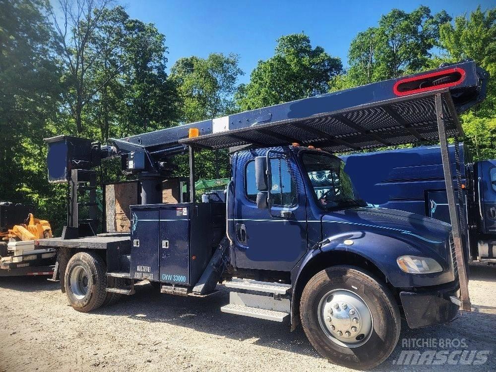 Freightliner M2106 Plataformas aéreas montadas em camião