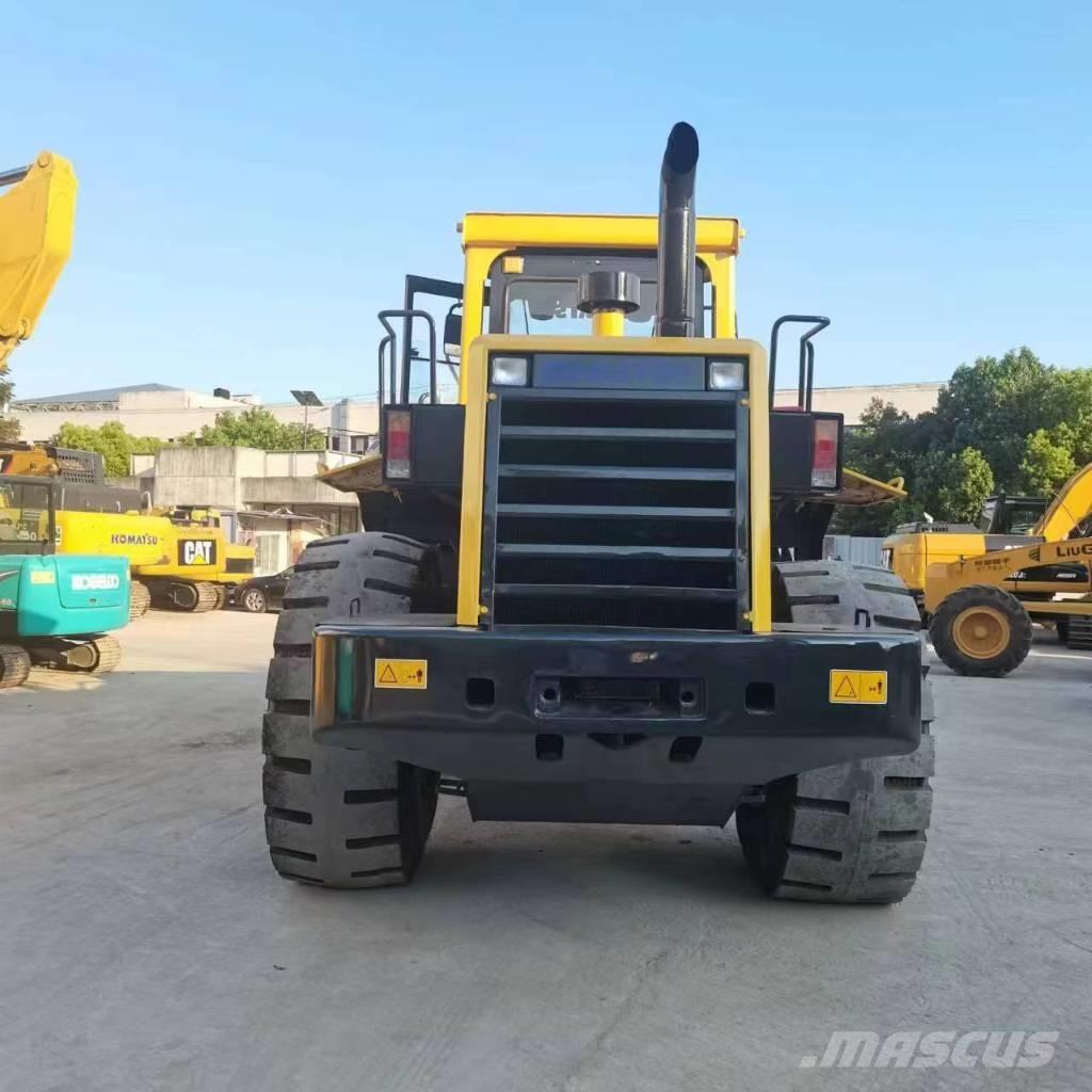 Komatsu WA 320-5 Carregadeiras de rodas