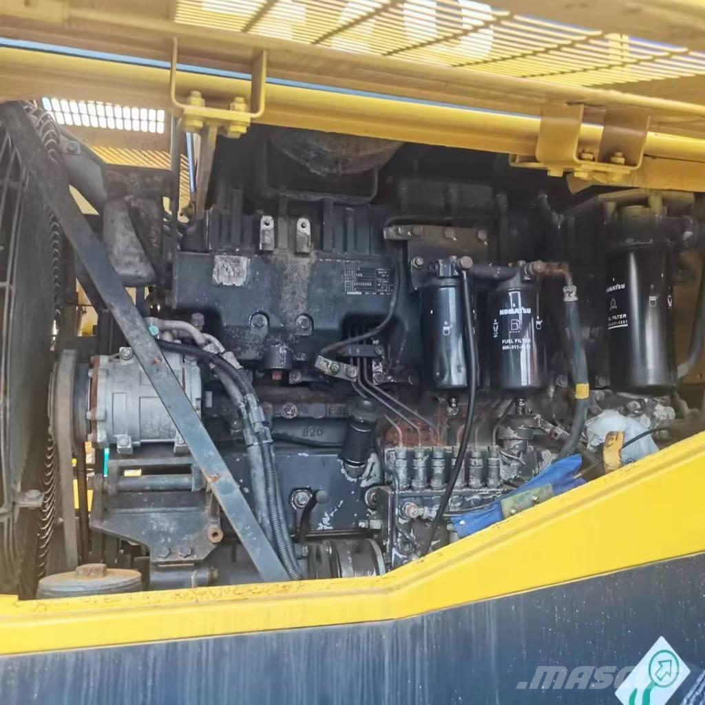 Komatsu WA 320-5 Carregadeiras de rodas